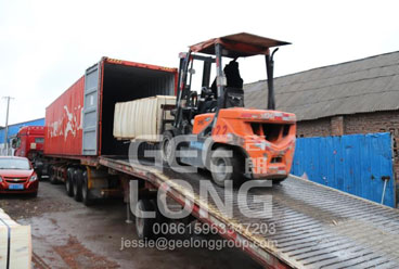 GeeLong Machinery mengekspor satu kontainer suku cadang pabrik kayu lapis