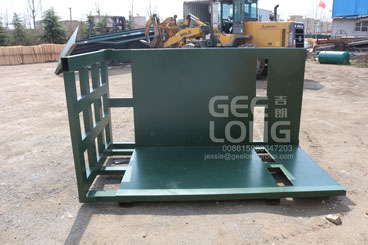 GeeLong Machinery mengekspor satu meja muat pemuatan dan pisau pengupas veneer ke Indonesia