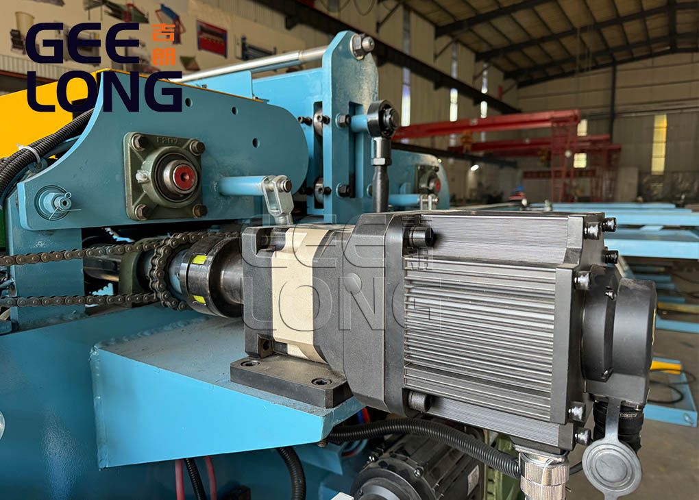 Mesin pemotong inti kayu veneer