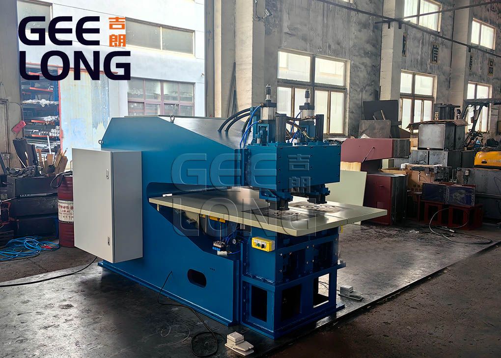 Mesin penambal veneer dua kepala