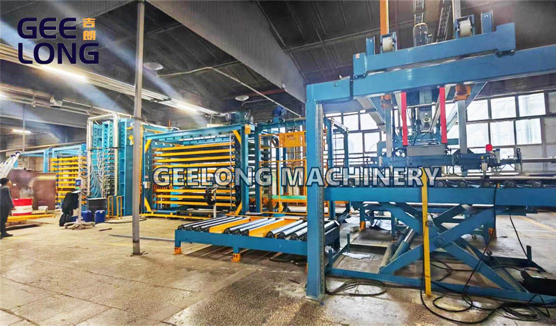 film faced plywood hot press.jpg film faced plywood hot press.jpg